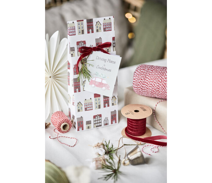 09982 00 ib laursen christmas town talot lahjapussi joulun lahjapussi paketointi hus jul julens gavopase 4 kuva