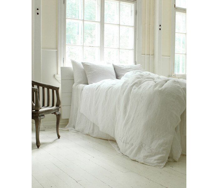 Kainby 1925 Heaven Linen pellava pussilakana linne paslakan vit  Logo valkoinen kuva