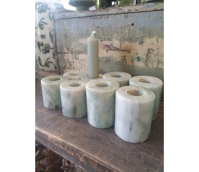 bloomingville pieni matala marmorinen kynttilanjalka marmoria marmori vihrea 3 kuva