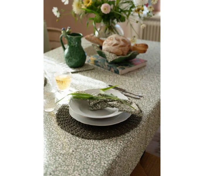 240128 224 40 fondaco lisen poytaliina vihrea kukka 2 kuva