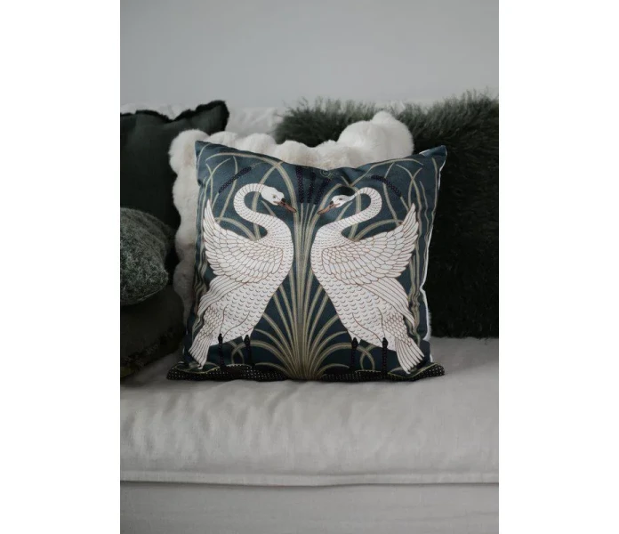 250311 444 40 fondaco swan tyynynpaallinen joutsen 2 kuva