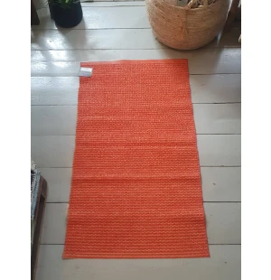 Pappelina Odd & Rare Mono pale orange / coral red 60 x 110 cm kuva