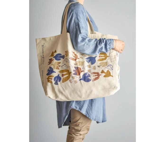 82063114 bloomingville iso kuviollinen ostoskassi kangaskassi kuva