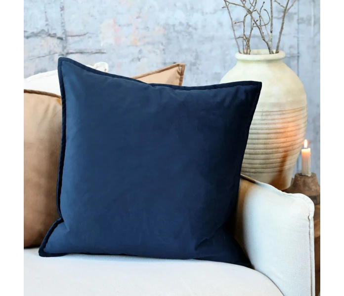 16109581 chic antique tummansininen sininen indigo indigonsininen tyynynpaallinen samettia 50 x 50 cm kuva