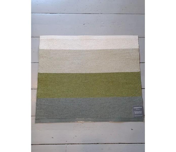 pappelina odd rare molly forest raidallinen muovimatto sisakayttoon ulkokayttoon ovimatto vihreat raidat raitamatto 70 x 60 cm kuva