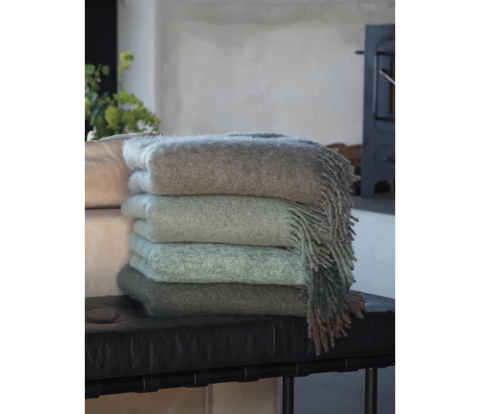 4070 Stackelbergs Mohair Green Marble 130 x 170 cm mohair torkkupeitto mohairpeitto vihrea 2 kuva