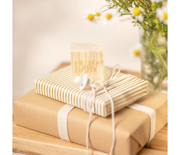 18150 rader valkoinen tutti pienessa puurasiassa vauvalahja 3 kuva