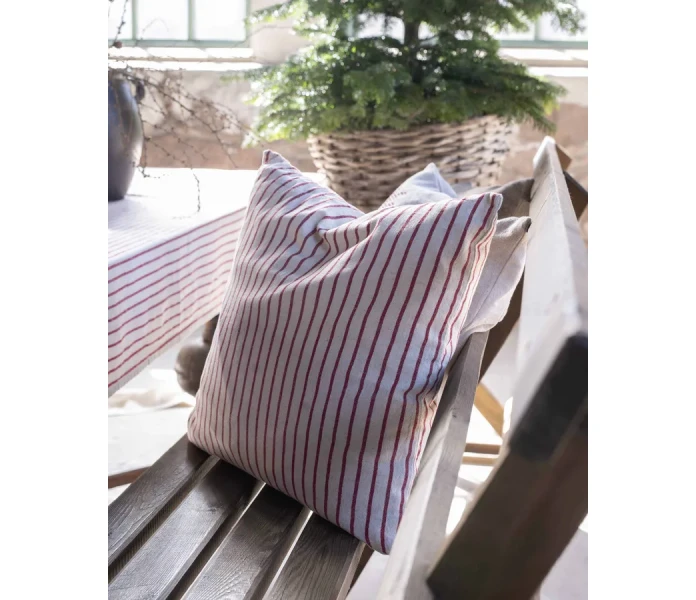 250351 444 60 fondaco tina raidallinen tyynynpaallinen kuva