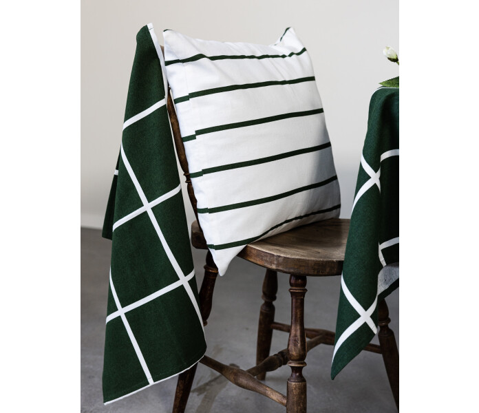 115108 KARLSTORP storefactory raita raidallinen tyynynpaallinen valkoinen vihrea randig kuddfodral vit gron 50 x 50 cm 2 kuva