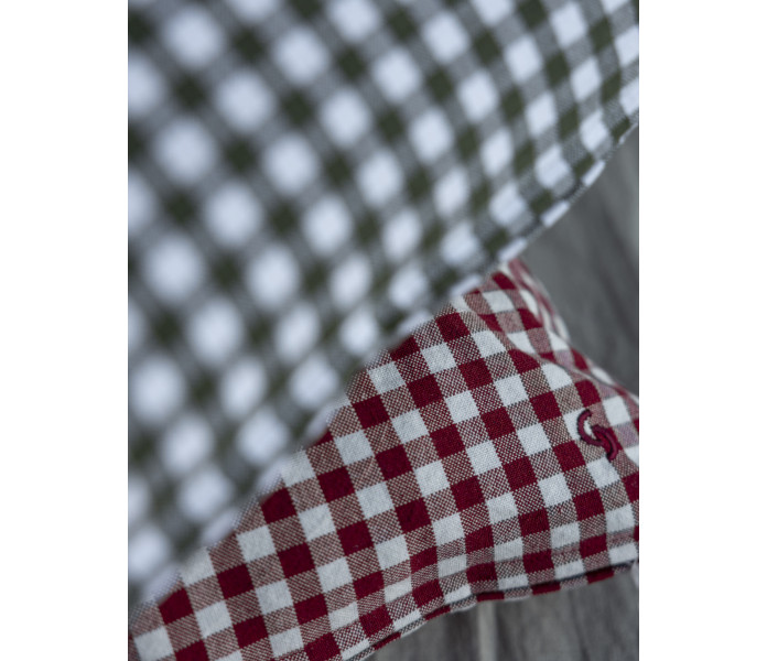 115145 RUTAN storefactory ruudullinen tyynynpaallinen punainen valkoinen 45 x 45 cm 1 kuva