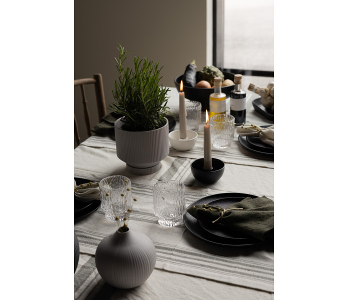 117111 karlevi storefactory raidallinen kaitaliina vihrea 35 x 120 cm 2 kuva