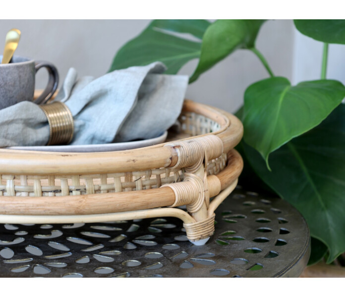 15021600 chic antique matala rottinki tarjotin jaloilla 3 kuva