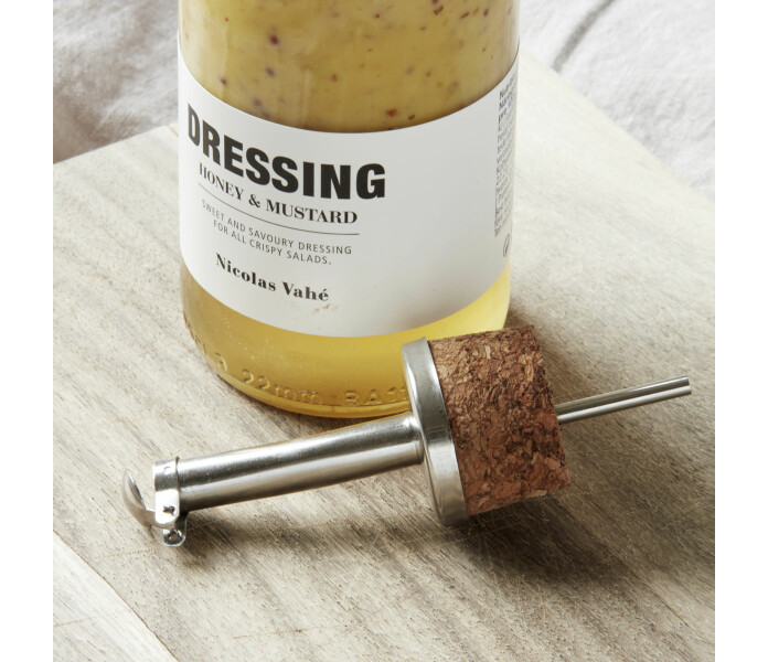 105100102 Nicolas Vahe kaatonokka hallpip 2 kuva