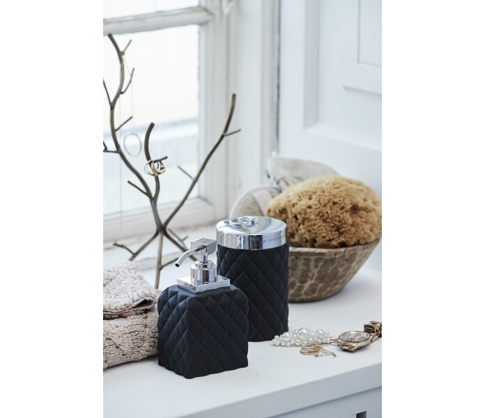 lene bjerre dana koruteline smyckestallning 2 kuva