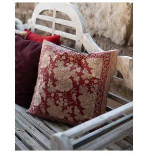 Fondaco Sonia tyynynpäällinen punainen 48 x 48 cm kuva