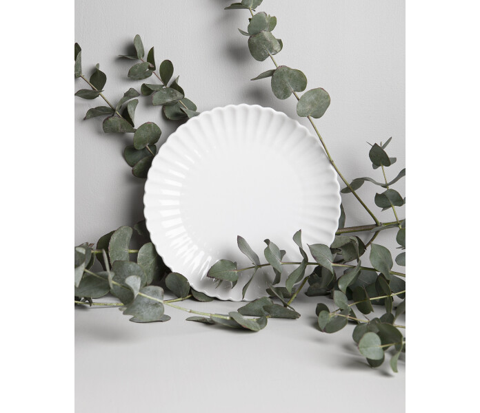 612115 storefactory flora assiett vit valkoinen lautanen 20 cm kuva