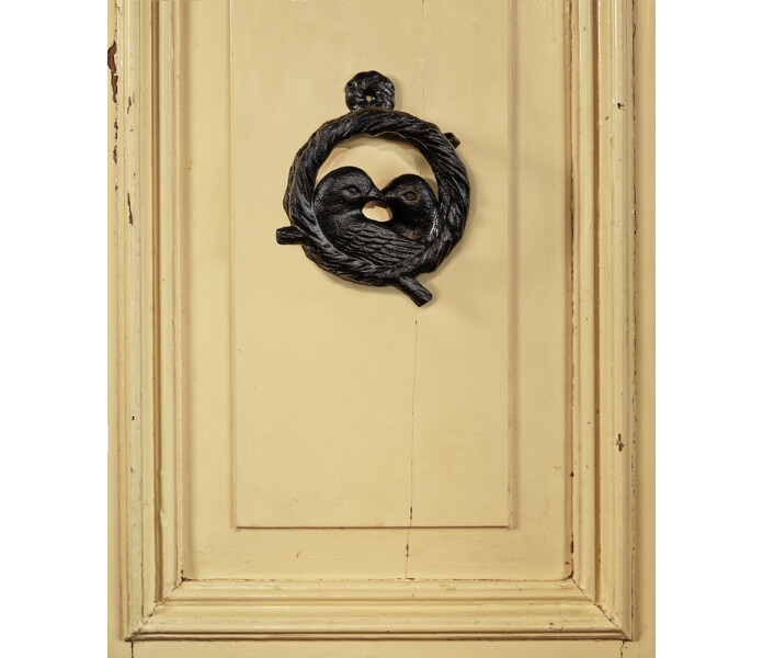 stromshaga musta ovikolkutin svart dorrklapp 2 kuva