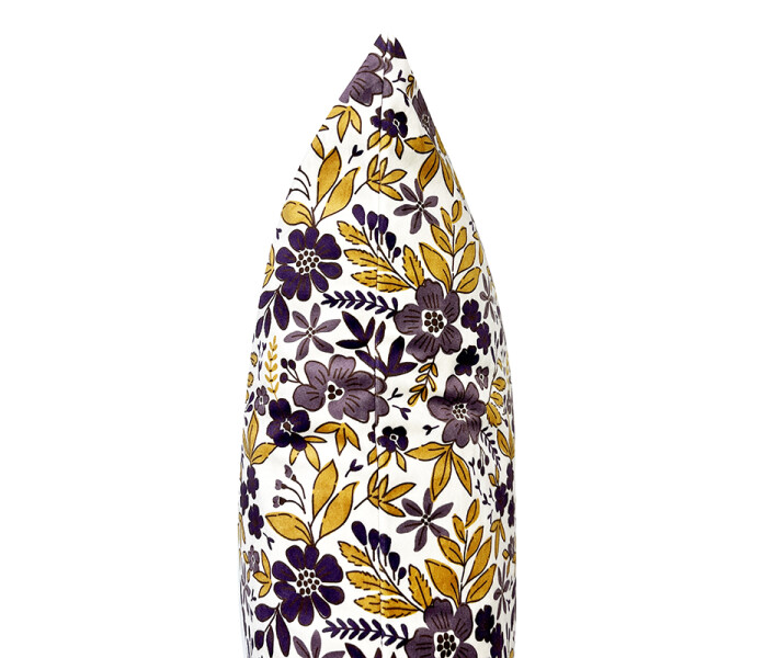 LA183 Vanilla fly pickled beet sametti tyynynpaallinen kuddfodral sammet kukallinen blommig liila okra lila ockra kulta guld 2 kuva