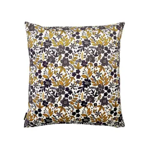 Vanilla Fly Pickled Beet sametti tyynynpäällinen 50 x 50 cm kuva