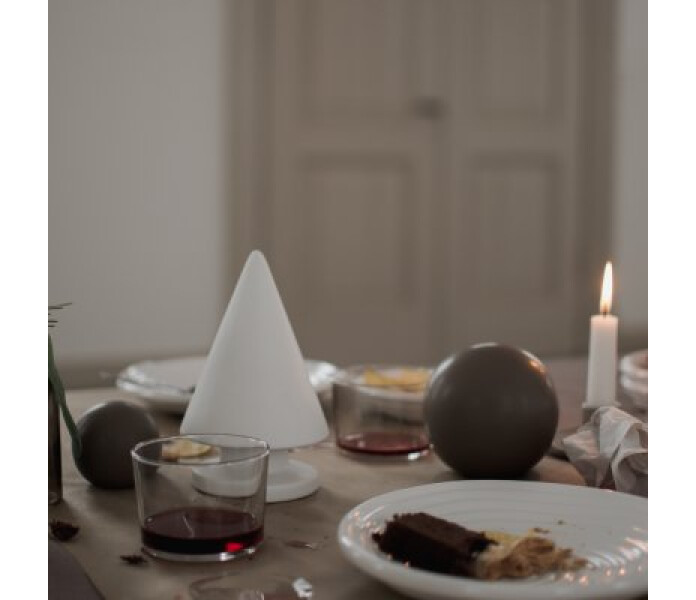 20170602 dbkd christmas tree valkoinen kuusi koriste gran dekoration vit kuva