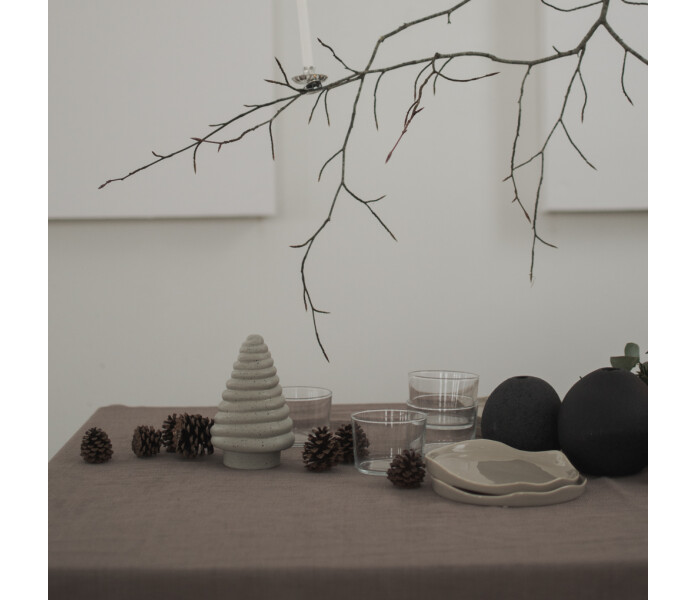 20220901md dbkd curl tree mole dot kuusi koriste gran dekoration 2 kuva