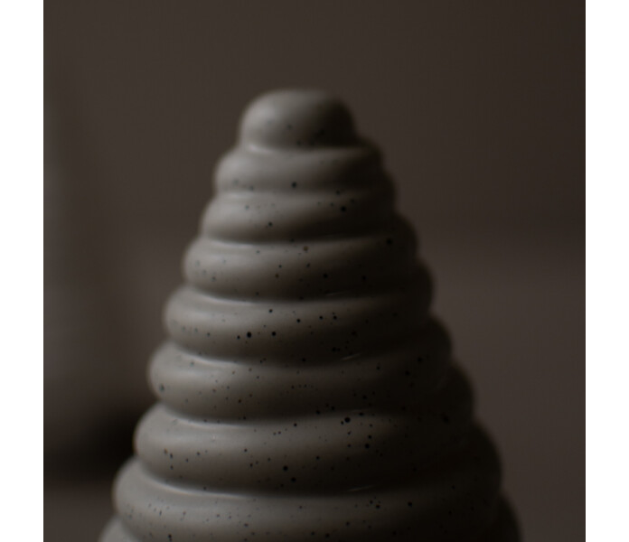 20220901md dbkd curl tree mole dot kuusi koriste gran dekoration 3 kuva