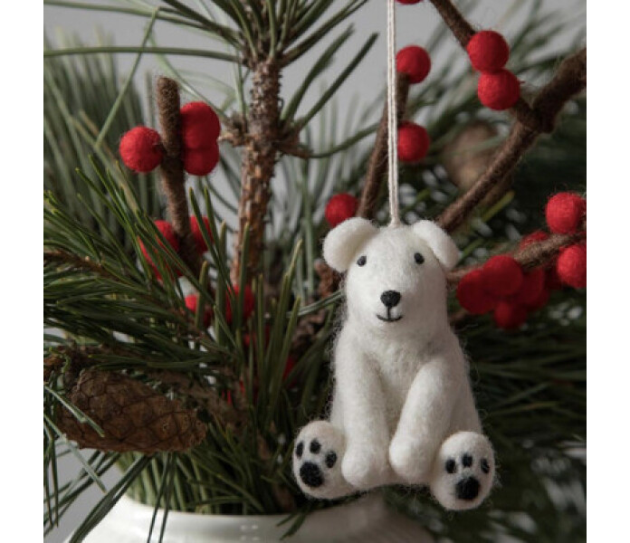 11822 en gry sif huovutettu jaakarhu isbjorn valkoinen vit kuva