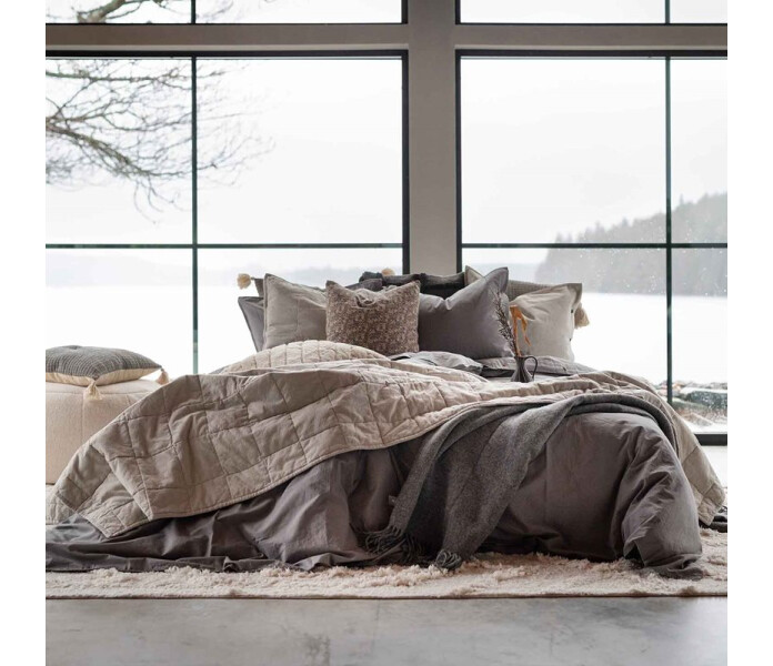 220318 260 80 fondaco loke iso tupla paivapeitto sangoverkast overkast 260 x 260 cm kuva