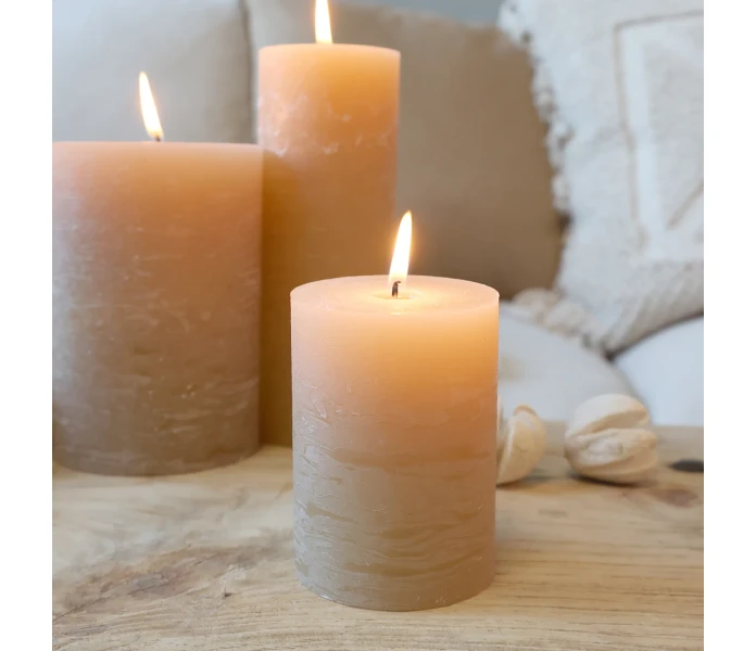 71049115 chic antique poytakynttila hunaja 01 kuva