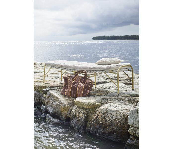 55 8960pc Madam Stoltz tyynypaallinen vaalea taupe kuddfodral ljus taupe 3 kuva