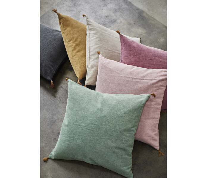 tdd 23 1574a Madam Stoltz tyynypaallinen plum luumu plommon kuddfodral 3 kuva