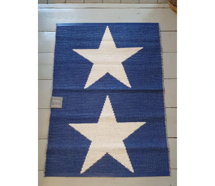 pappelina viggo muovimatto tahtimatto sininen valkoinen vanilja 70 x 100 cm kuva