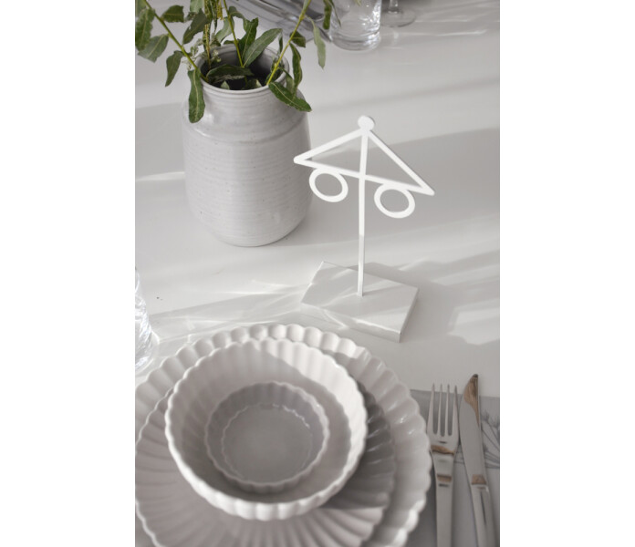 912133 storefactory midsommar valkoinen juhannussalko koriste vit midsommarstang dekoration 2 kuva