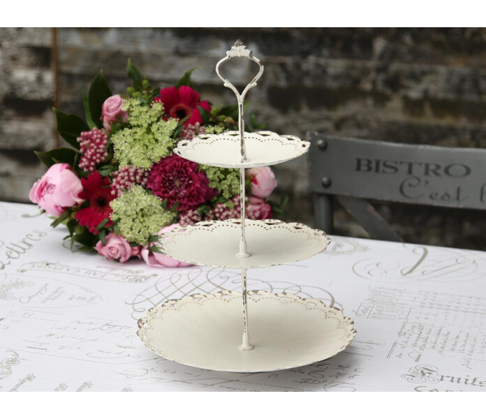 60077600 chic antique valkoinen kolme 3 kerrosvati kerrostarjotin tarjotin kolmella vadilla vaningsfat med tre brickor vit 2 kuva