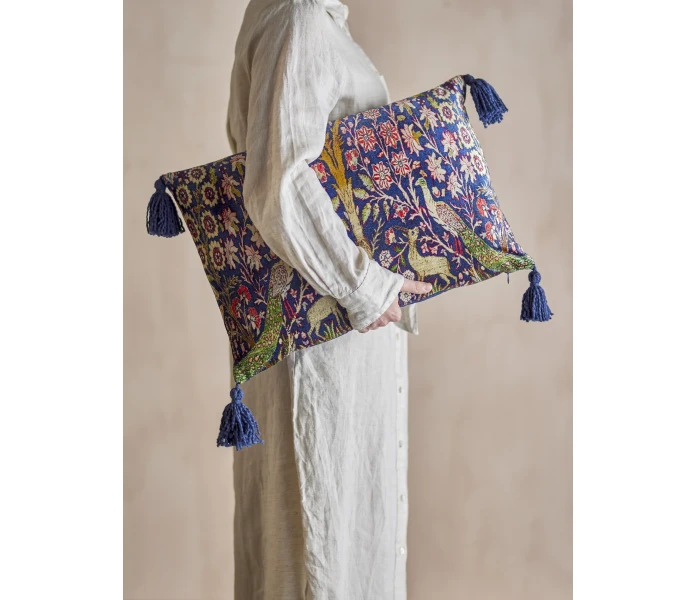 82066541 bloomingville adya kuviollinen tyyny 40 x 60 cm 2 kuva