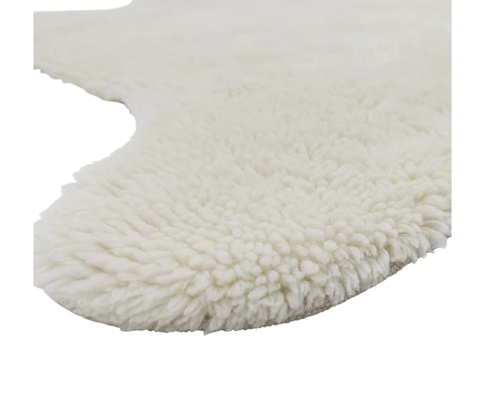 82066549 bloomingville bear karhun muotoinen talja taljan muotoinen villamatto villa matto villaa valkoinen 140 x 200 cm 2 kuva