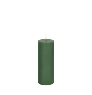 Uyuni LED-kynttilä smooth 5,8 x 15 cm - Olive Green kuva