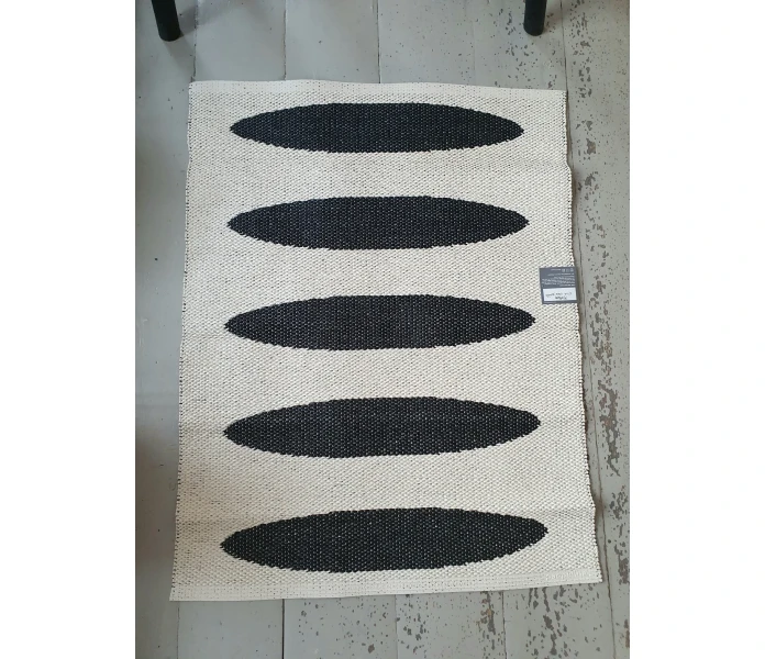 pappelina odd rare ella black muovimatto sisamatto ulkomatto ulkokayttoon ovimatto musta 70 x 90 cm kuva