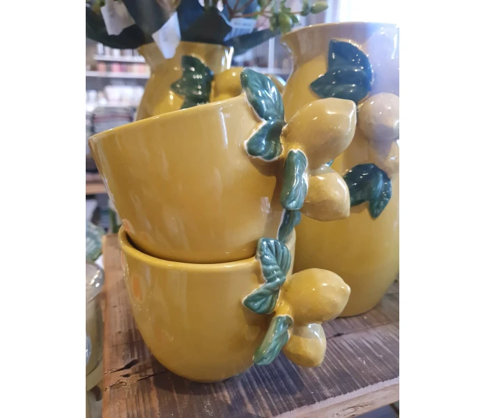 82069064 bloomingville limone sitruuna sitruunakuvioinen muki 6 kuva