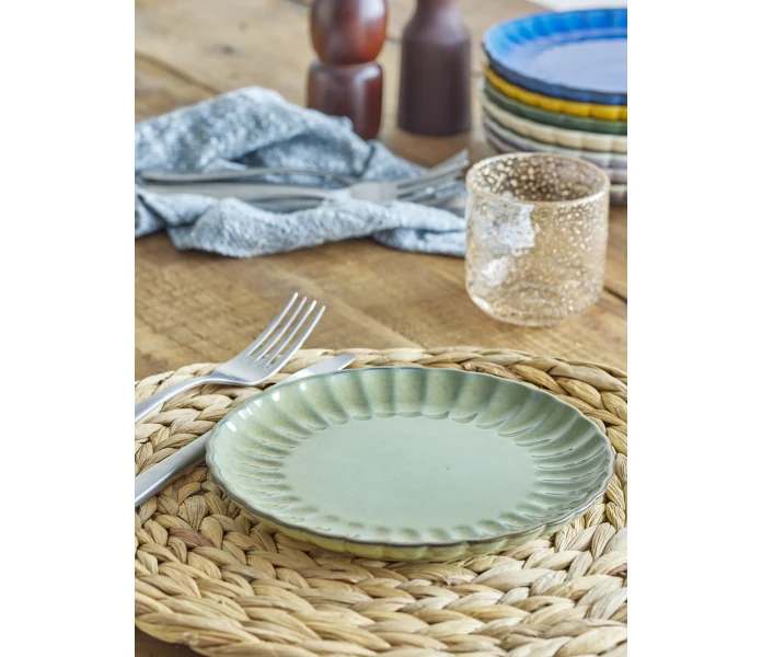 82061366 bloomingville latina vihrea lautanen 20 cm  50 kuva