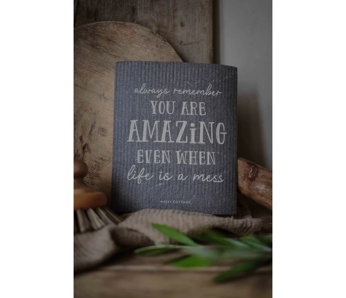 majas cottage tiskiliini tiskiratti harmaa you are amazing 2 kuva