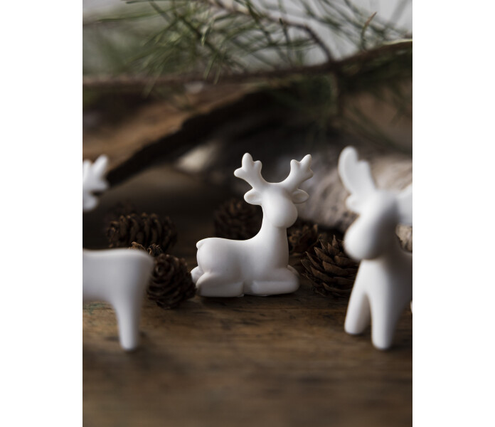 915172 STEN storefactory valkoinen makaava poro koriste vit liggande ren dekoration 2 kuva