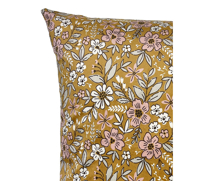 LA182 vanilla fly yellow spruce kukka kukallinen tyynynpaallinen samettia ruskea kuddfodral med blommorbrun 50 x 50 cm 2 kuva