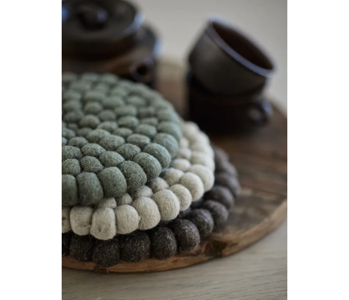 SV 9948 72 177 svanefors nisha pannunalunen sammalenvihrea vihrea 2 kuva