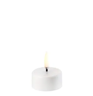 Uyuni premium LED-tuikkukynttilä plain 3,8 cm - White kuva