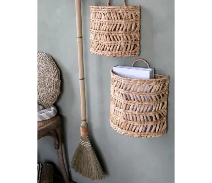 chic antique seinakori kori seinalle kuva