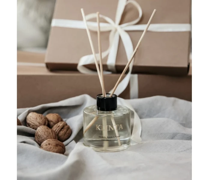 klinta huonetuoksu tuoksutikut joulutuoksu jouluinen tuoksu kirsikka omena kaneli kuva