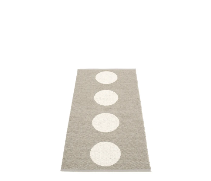 pappelina odd rare vera mud vanilla mudan ruskea valkoinen vanilja muovimatto palliomatto 70 x 110 cm kuva