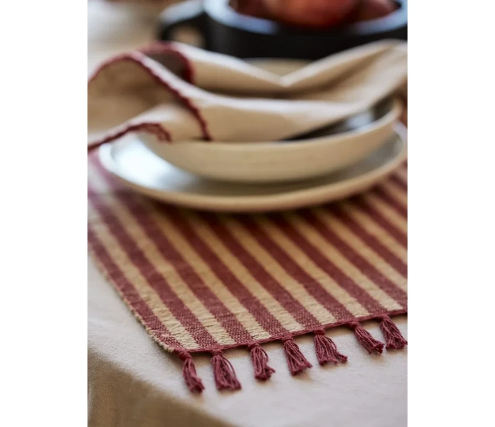 svanefors adam radaillinen kaitaliina punainen juutti 33 x 120 cn 2 kuva