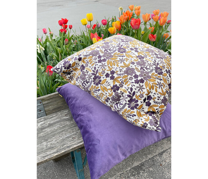 vanilla fly la164 sametti tyynynpaallinen violetti purppura 50 x 50 cm 2 kuva